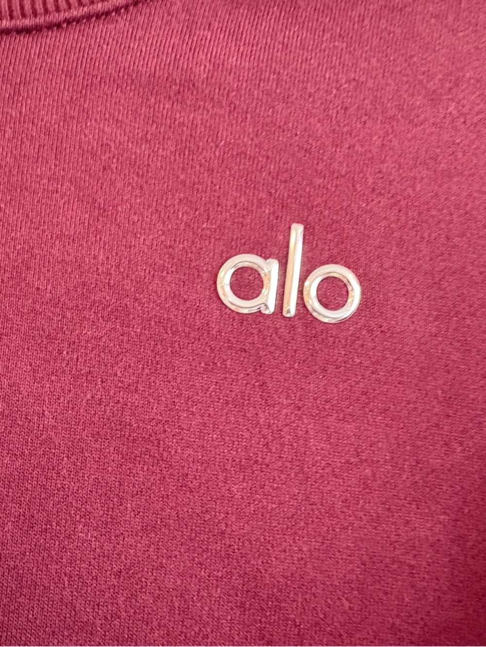 ALO Accolade Crewneck Neck Pullover Top in Burgundy, Size XS - Picture 3 of 5